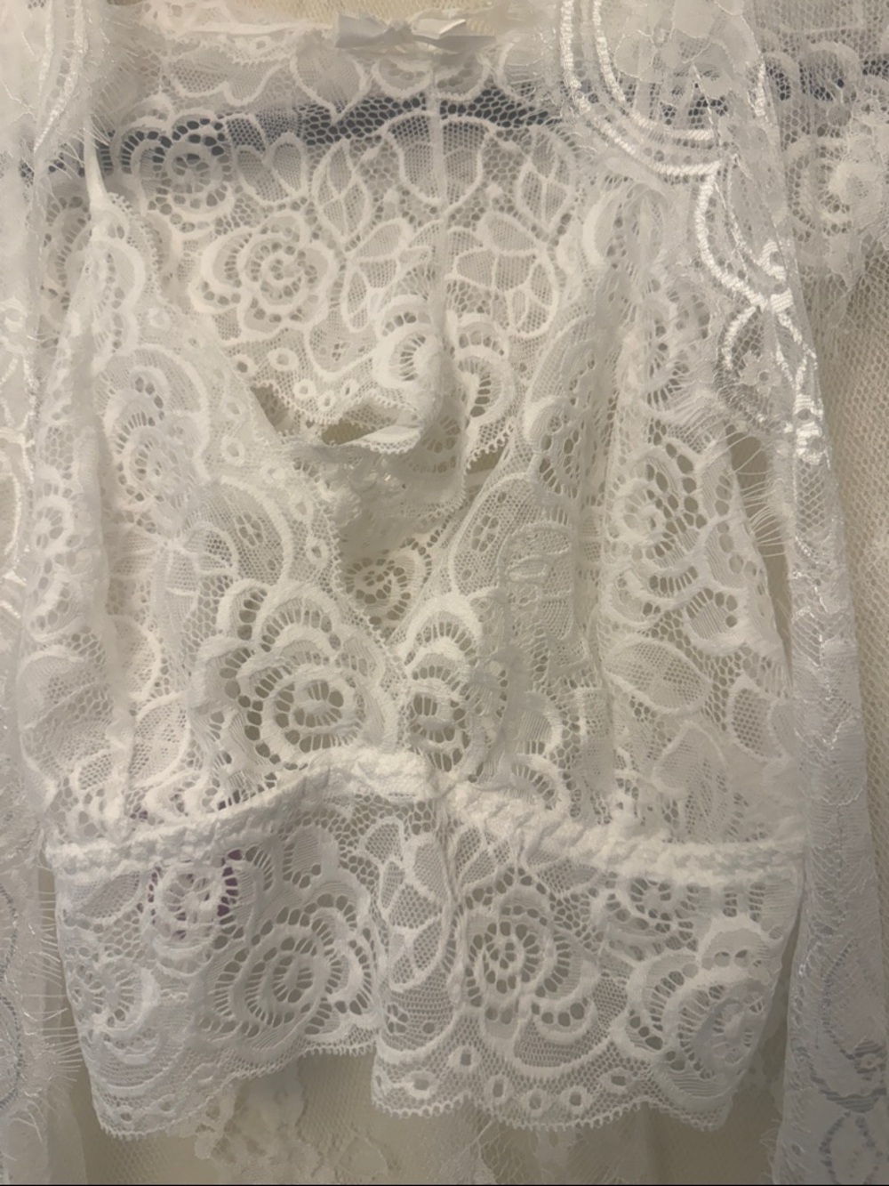 White Lace Sheer Robe and Bralette Set - Picture 3 of 10